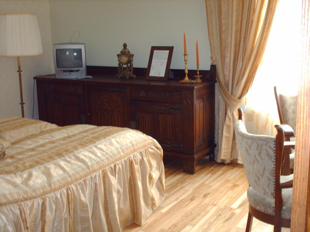 Hotel Centras Šakiai Екстериор снимка