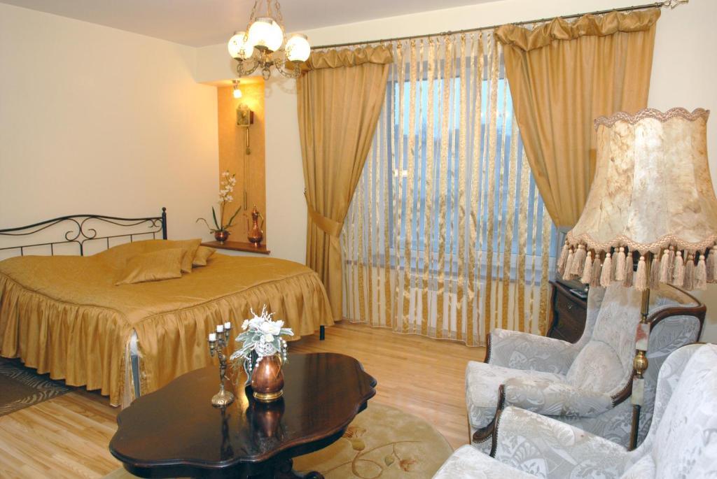 Hotel Centras Šakiai Екстериор снимка